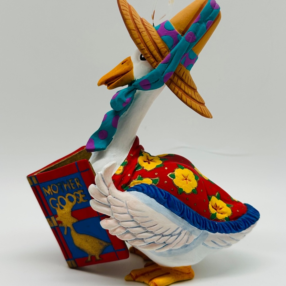 Vintage Mother Goose Department 56 Ornament Figure - RARE! - Picture 5 of 16